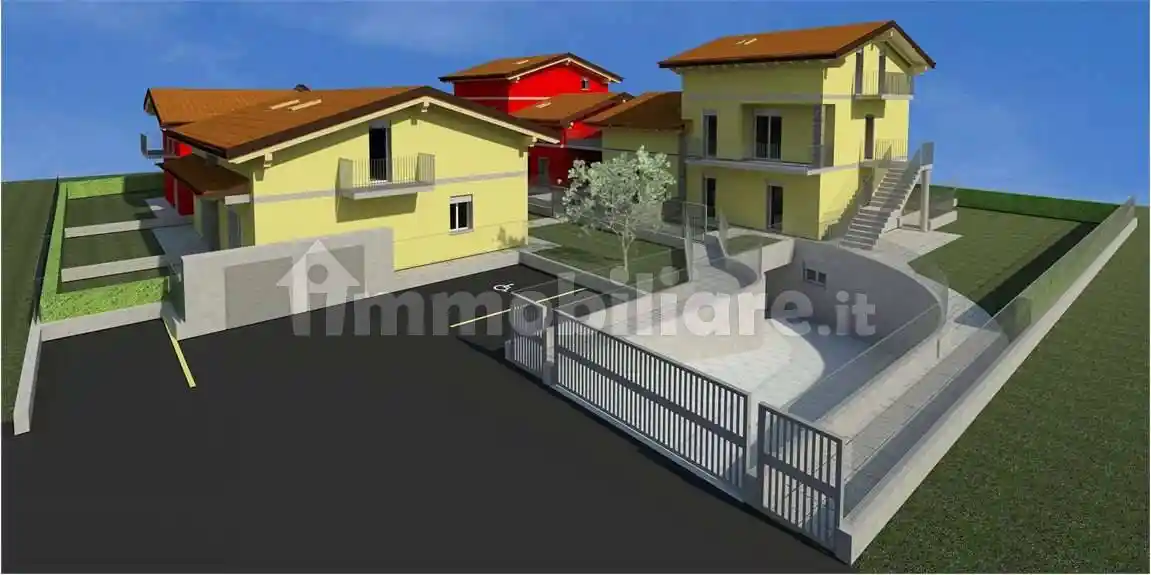 Villa in vendita a Faloppio