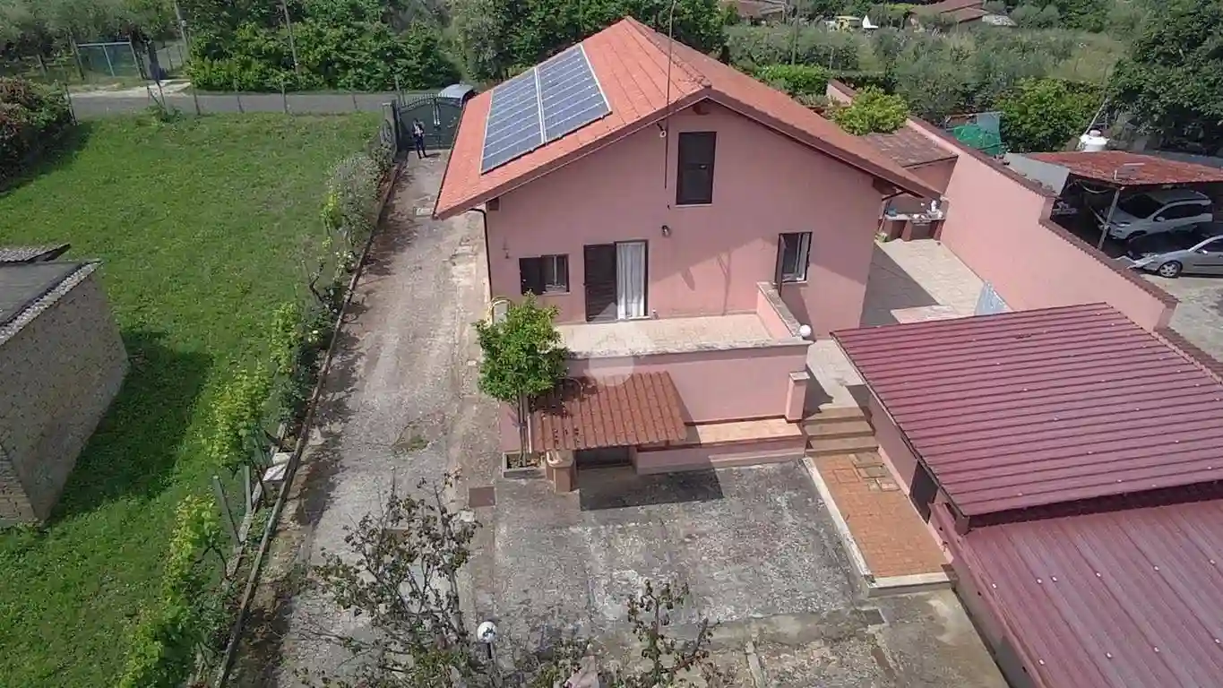 Villa - foto 2