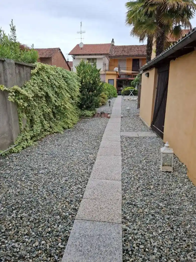 Casa indipendente in affitto a Rondissone