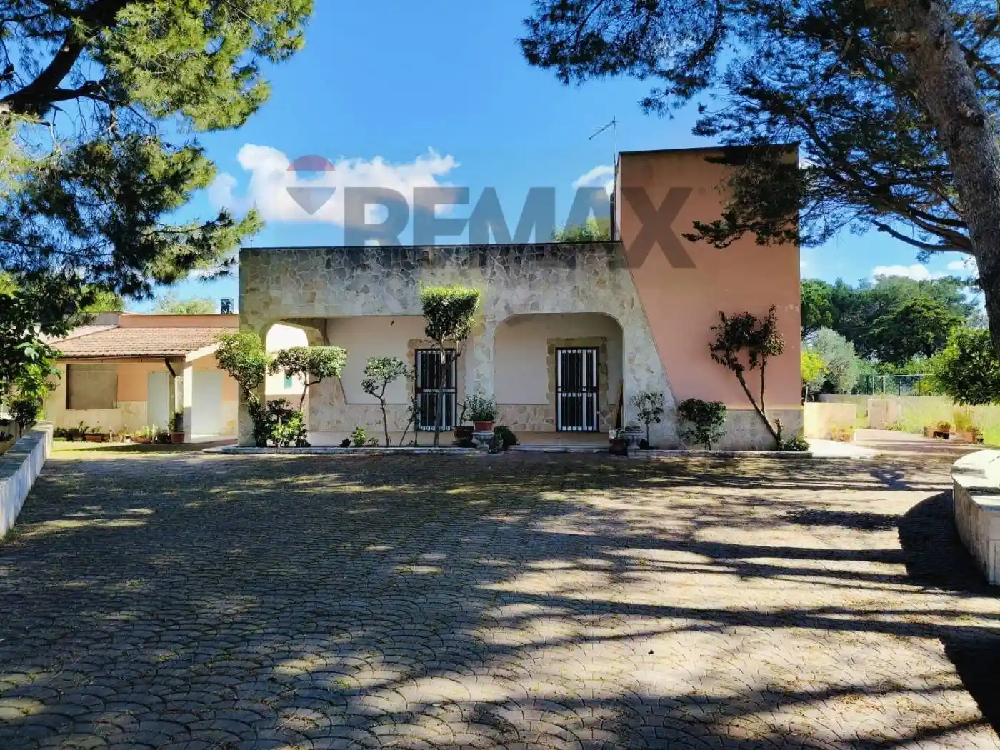 Villa in vendita a Lizzano