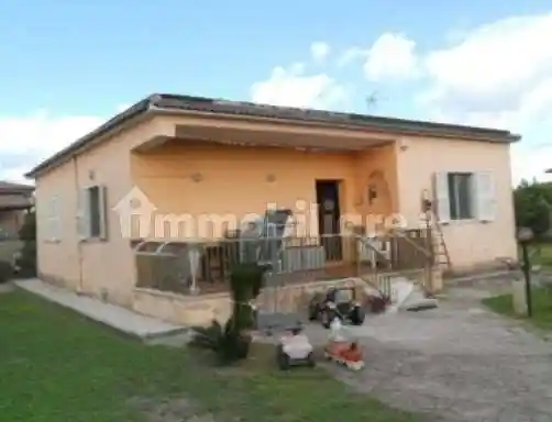Casa indipendente in vendita a Anzio