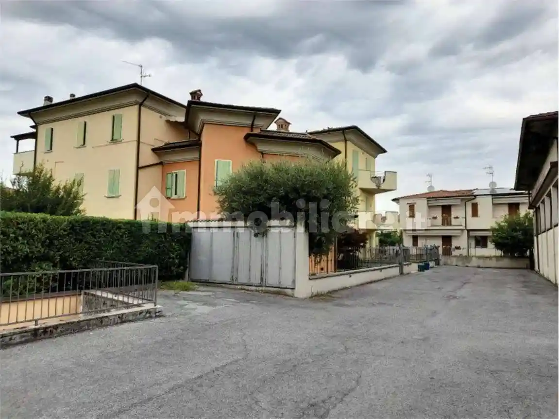 Appartamento in vendita a Rovato