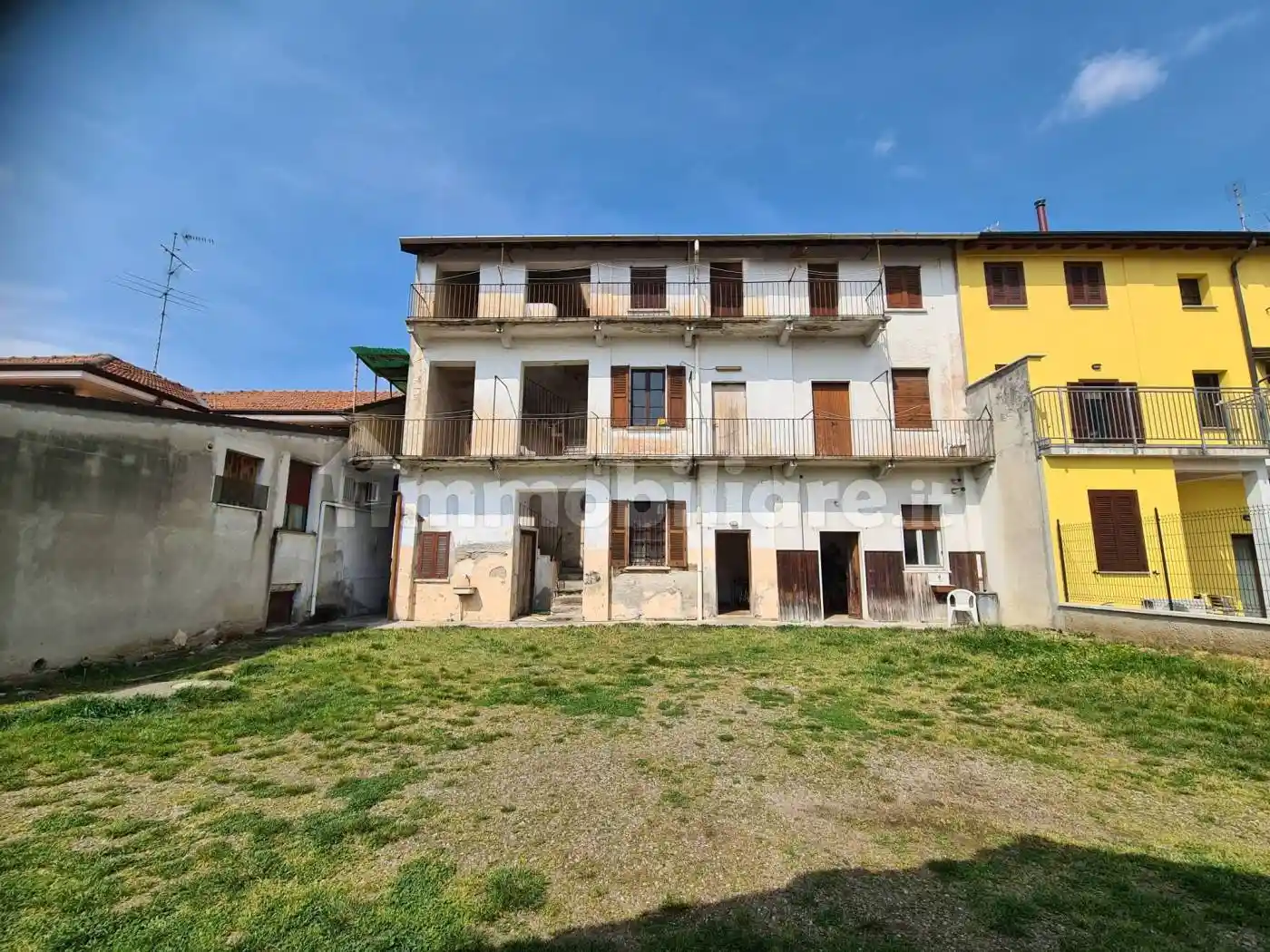Casa indipendente in vendita a Magnago