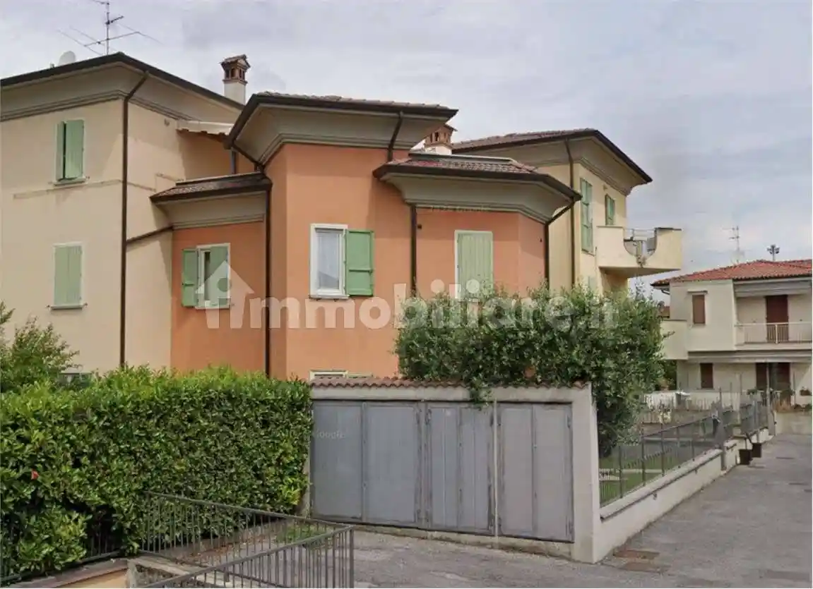 Appartamento in vendita a Rovato