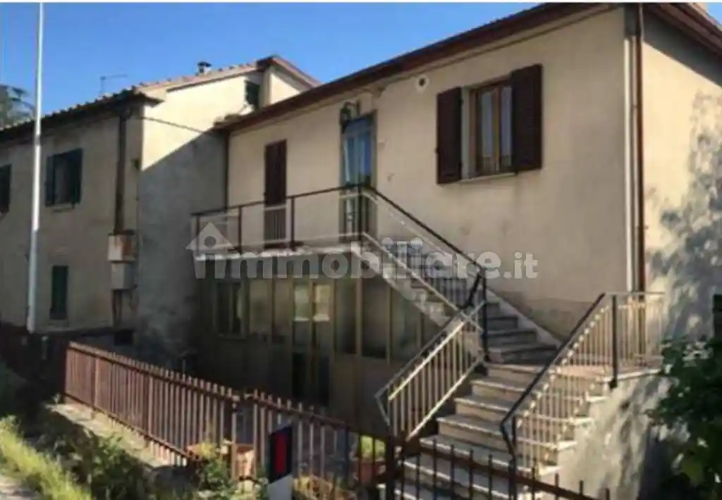 Casa indipendente in vendita a Castiglion Fiorentino