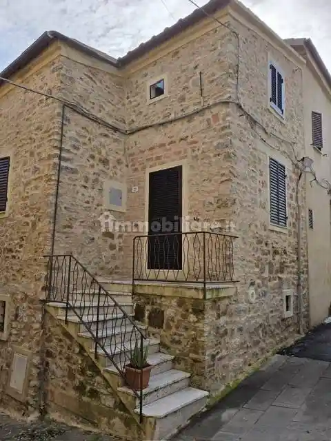 Appartamento in vendita a Magliano in Toscana
