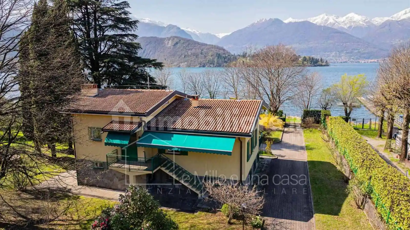 Villa in vendita a Colico