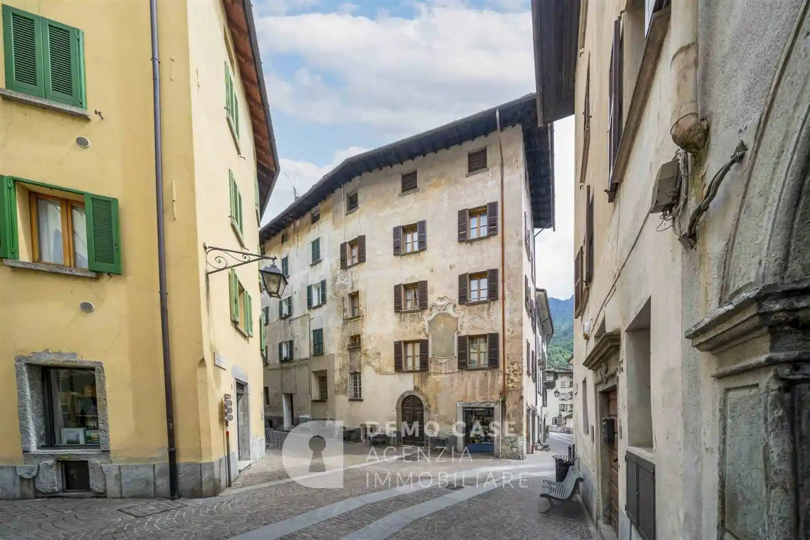 Casa indipendente in vendita a Chiavenna