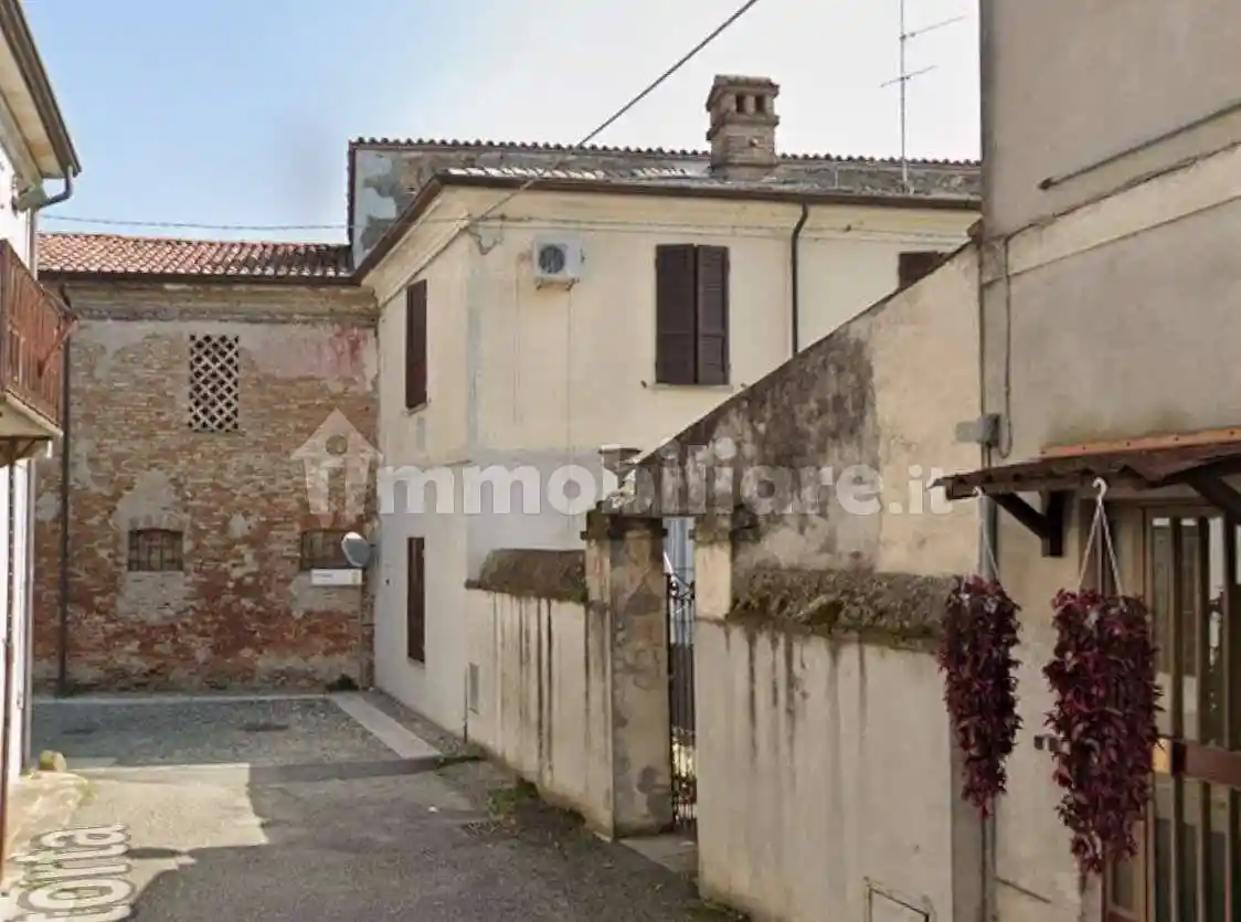 Casa indipendente in vendita a Scandolara Ravara