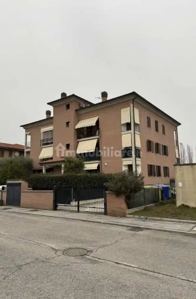 Appartamento in vendita a Cento