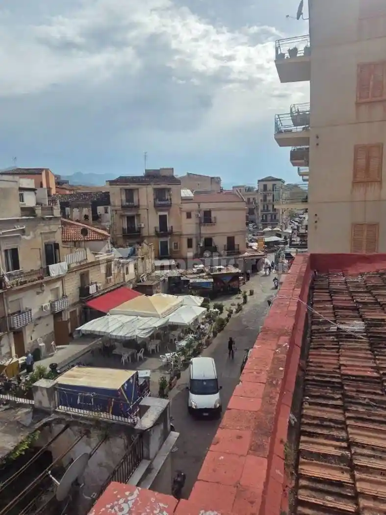 Appartamento in vendita a Palermo