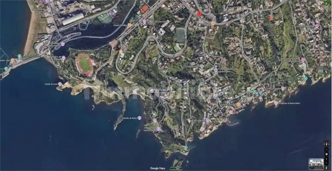 Appartamento in vendita a Napoli