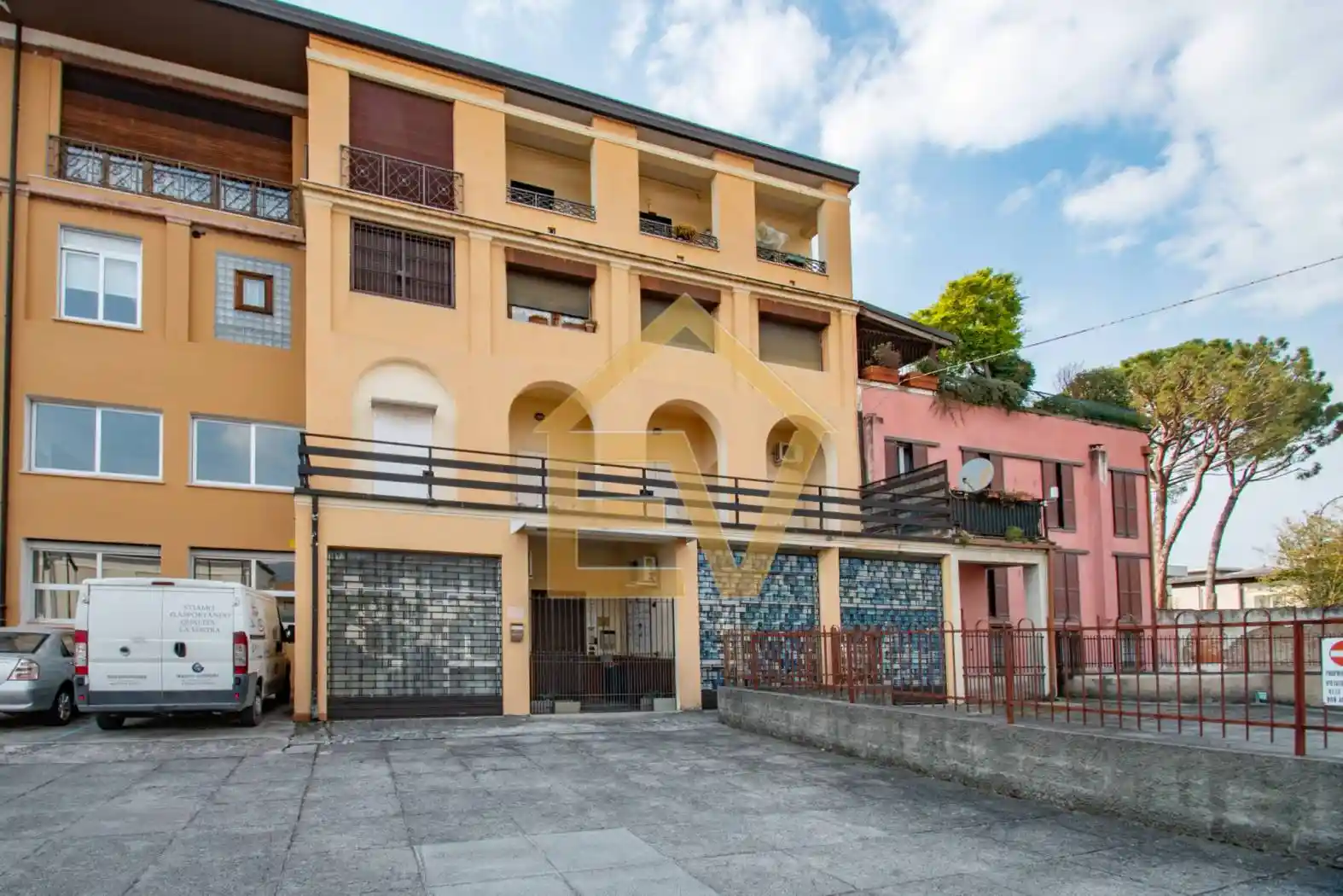 Palazzo - Edificio in vendita a Brescia
