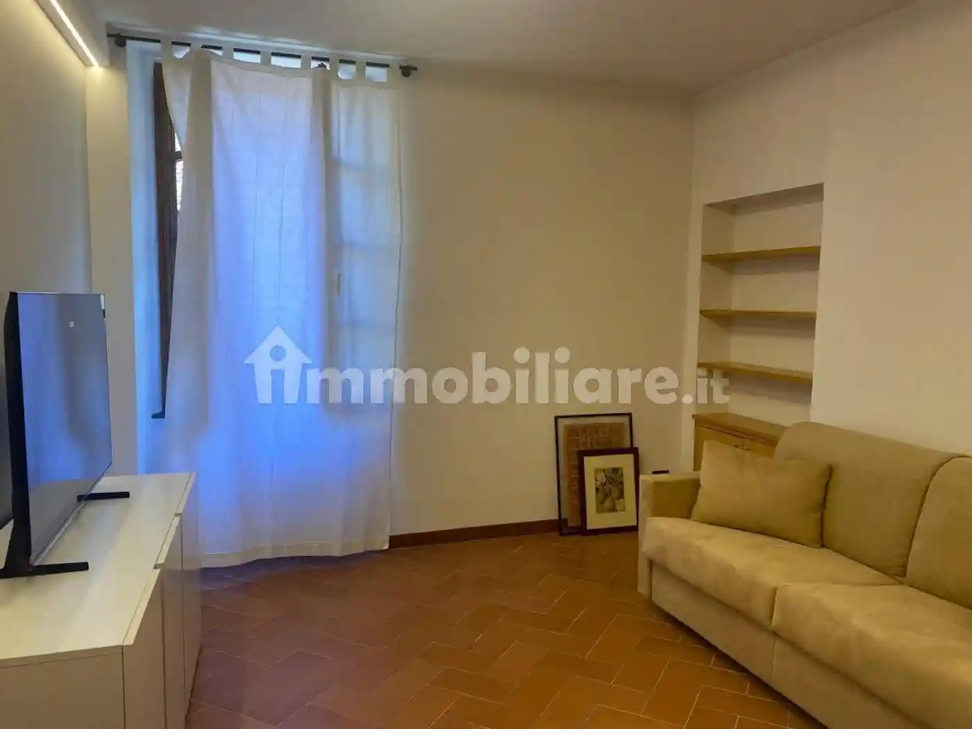 Appartamento in affitto a Sarzana