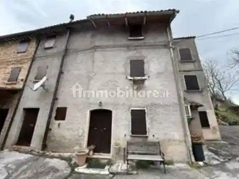 Appartamento in vendita a Frontone