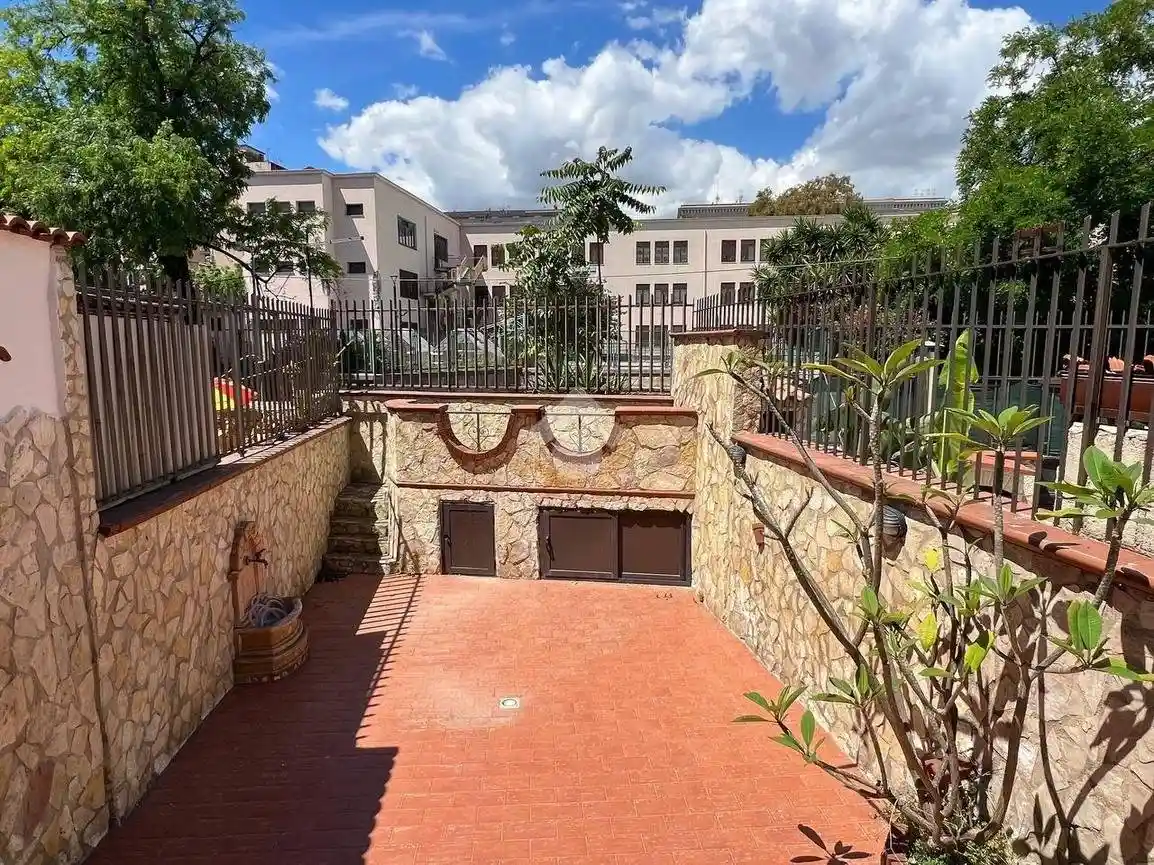 Appartamento in vendita a Palermo