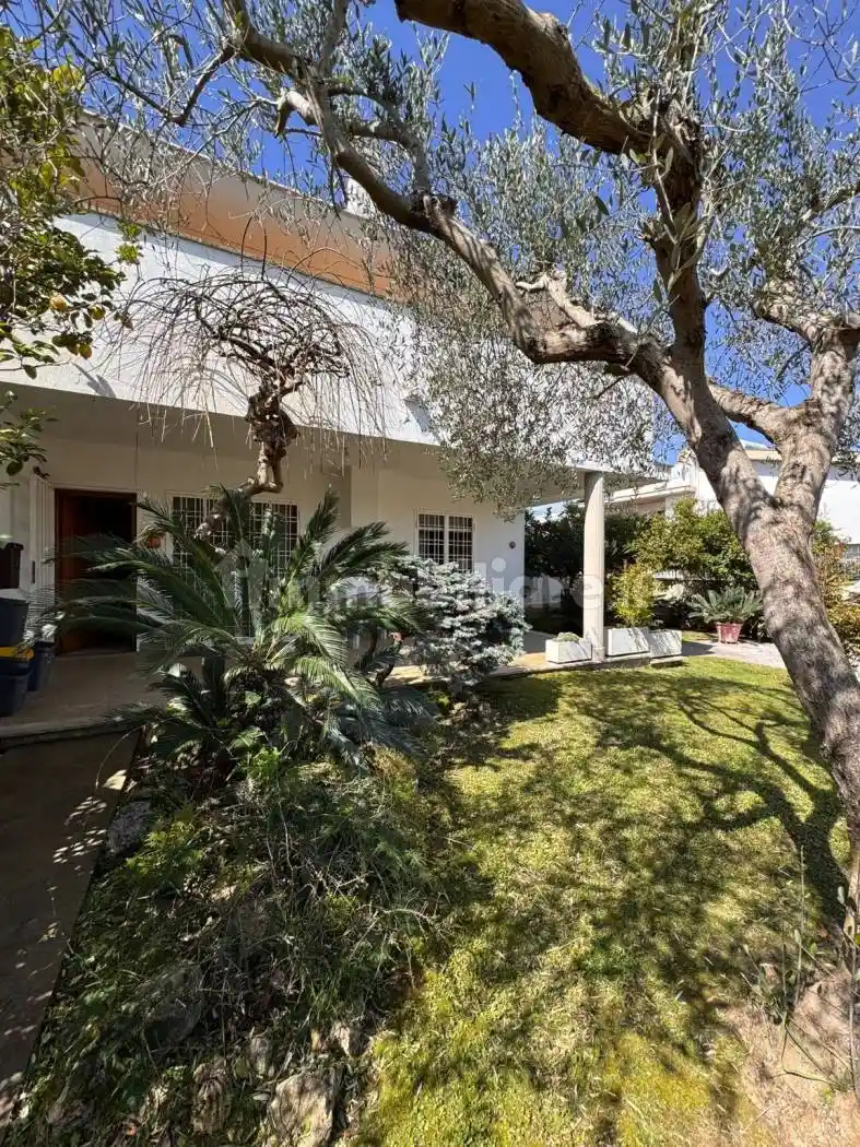 Villa in vendita a Anzio