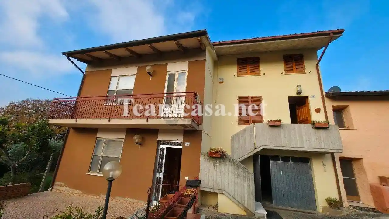 Villetta a schiera in vendita a Mombaroccio