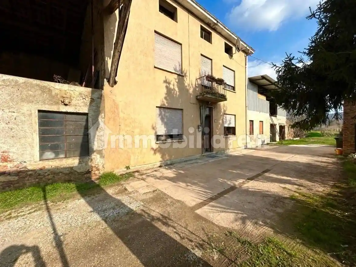 Rustico - Casale in vendita a Altavilla Vicentina