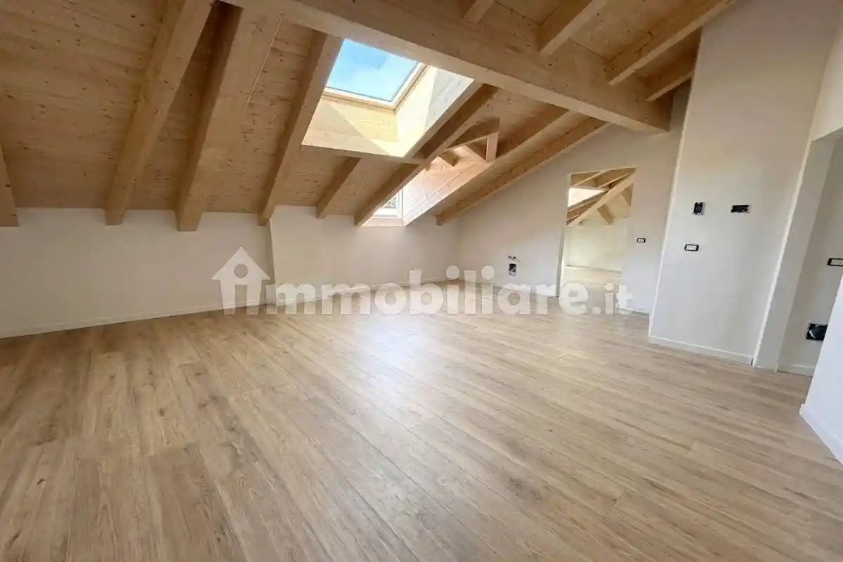 Appartamento in vendita a Castello-Molina di Fiemme