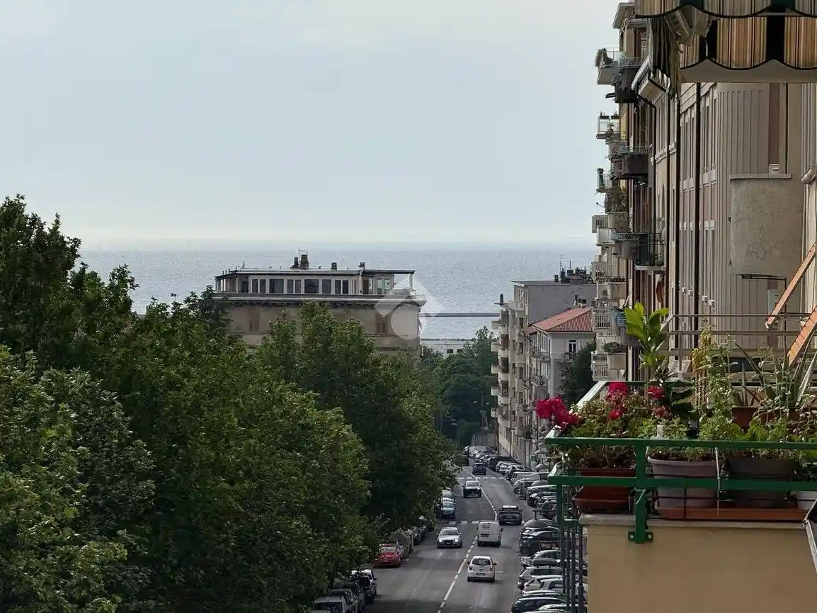 Appartamento in vendita a Trieste