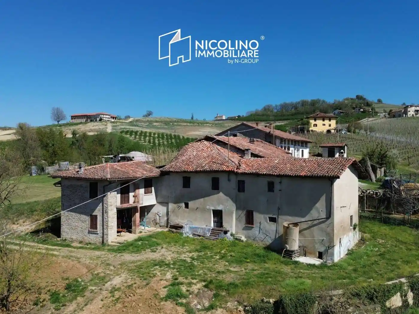 Rustico - Casale in vendita a Monforte d'Alba