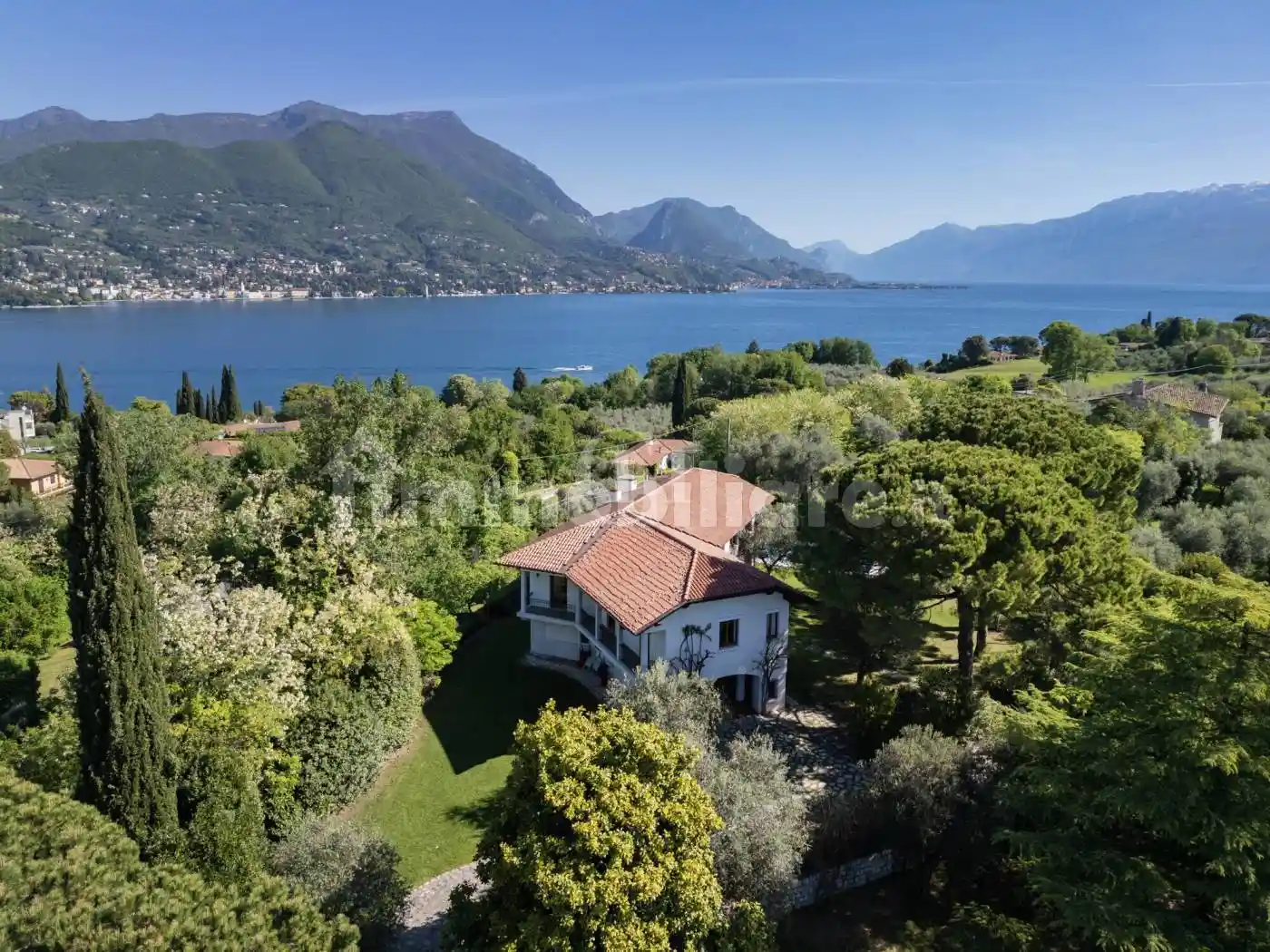 Villa in vendita a San Felice del Benaco