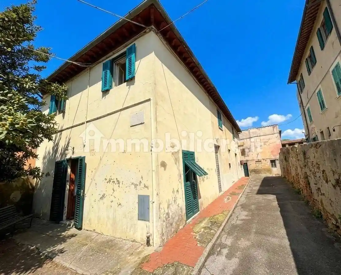 Casa indipendente in vendita a Casciana Terme Lari