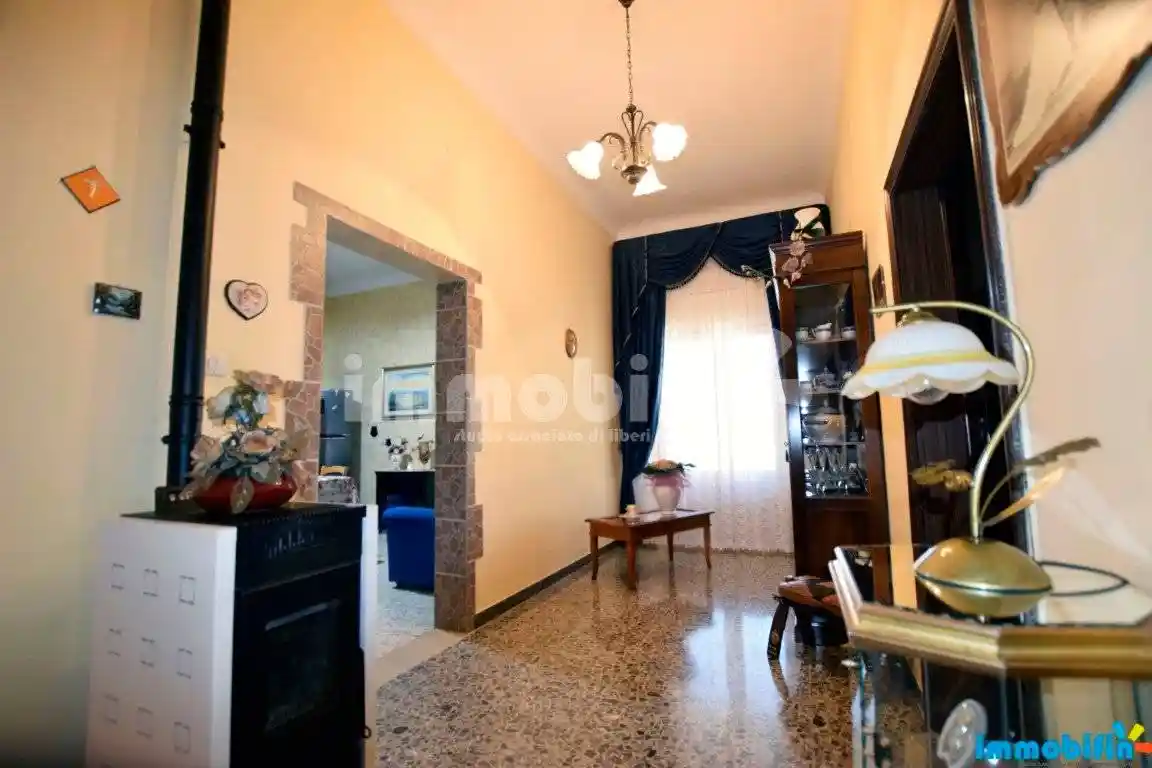Appartamento in vendita a Oria