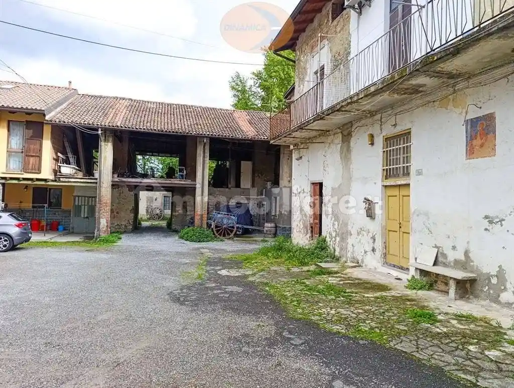 Rustico - Casale in vendita a Casatenovo