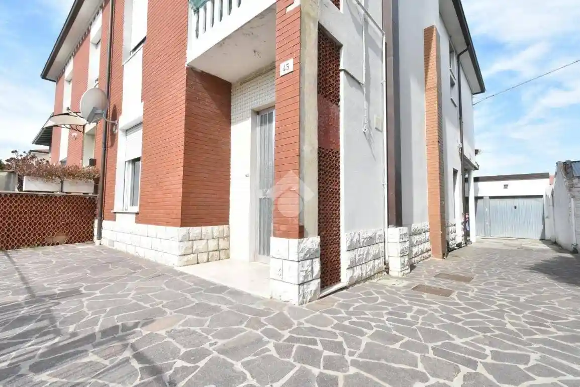 Villa in vendita a Savignano sul Rubicone