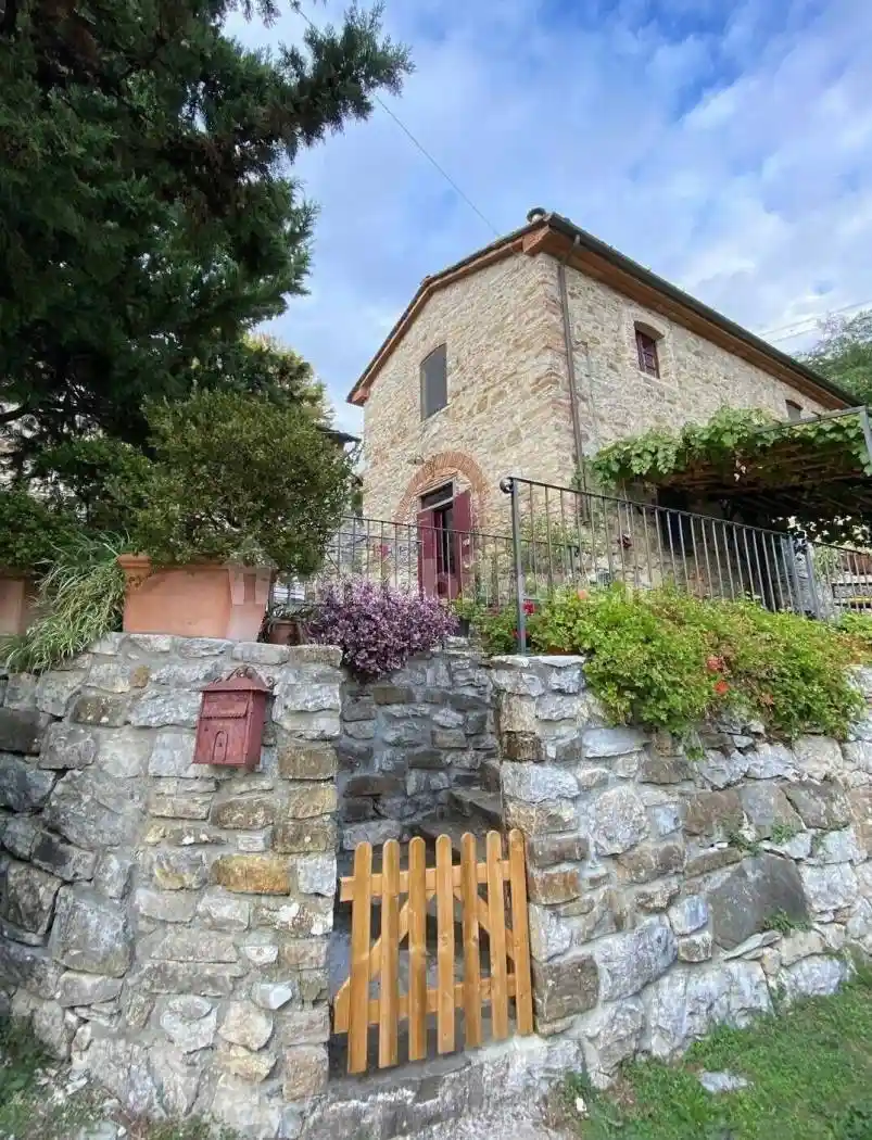 Rustico - Casale in vendita a Vaiano