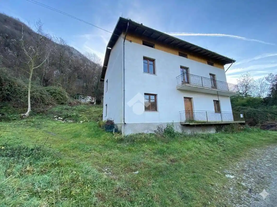 Casa indipendente in vendita a Casazza