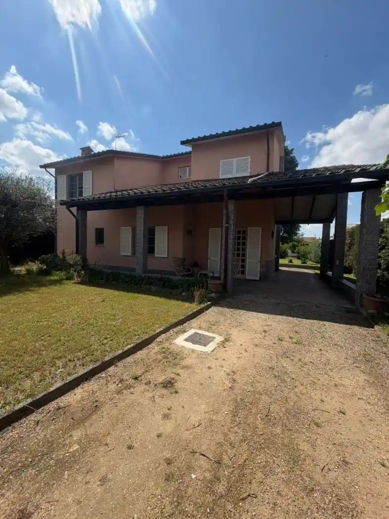 Villa in vendita a Gropello Cairoli