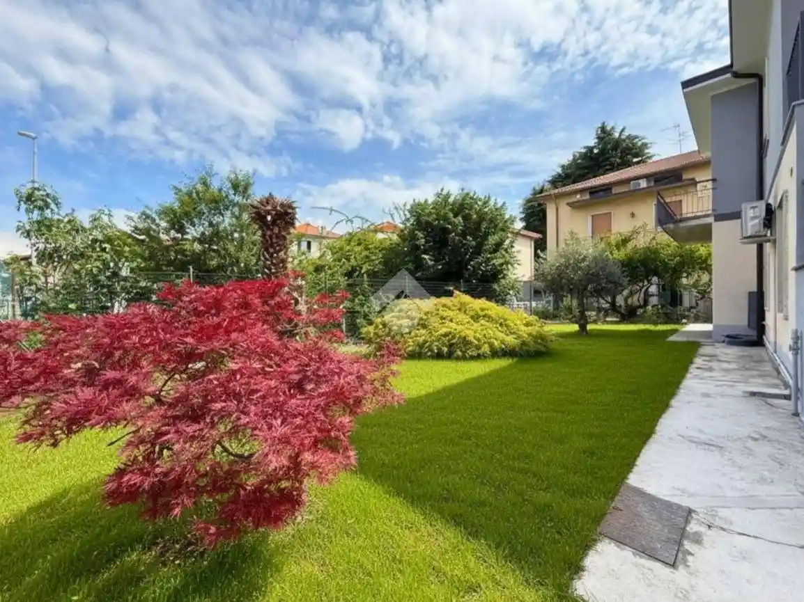 Villa in vendita a Dalmine