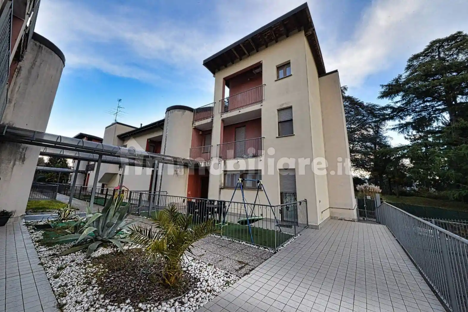 Villetta a schiera in vendita a Faloppio
