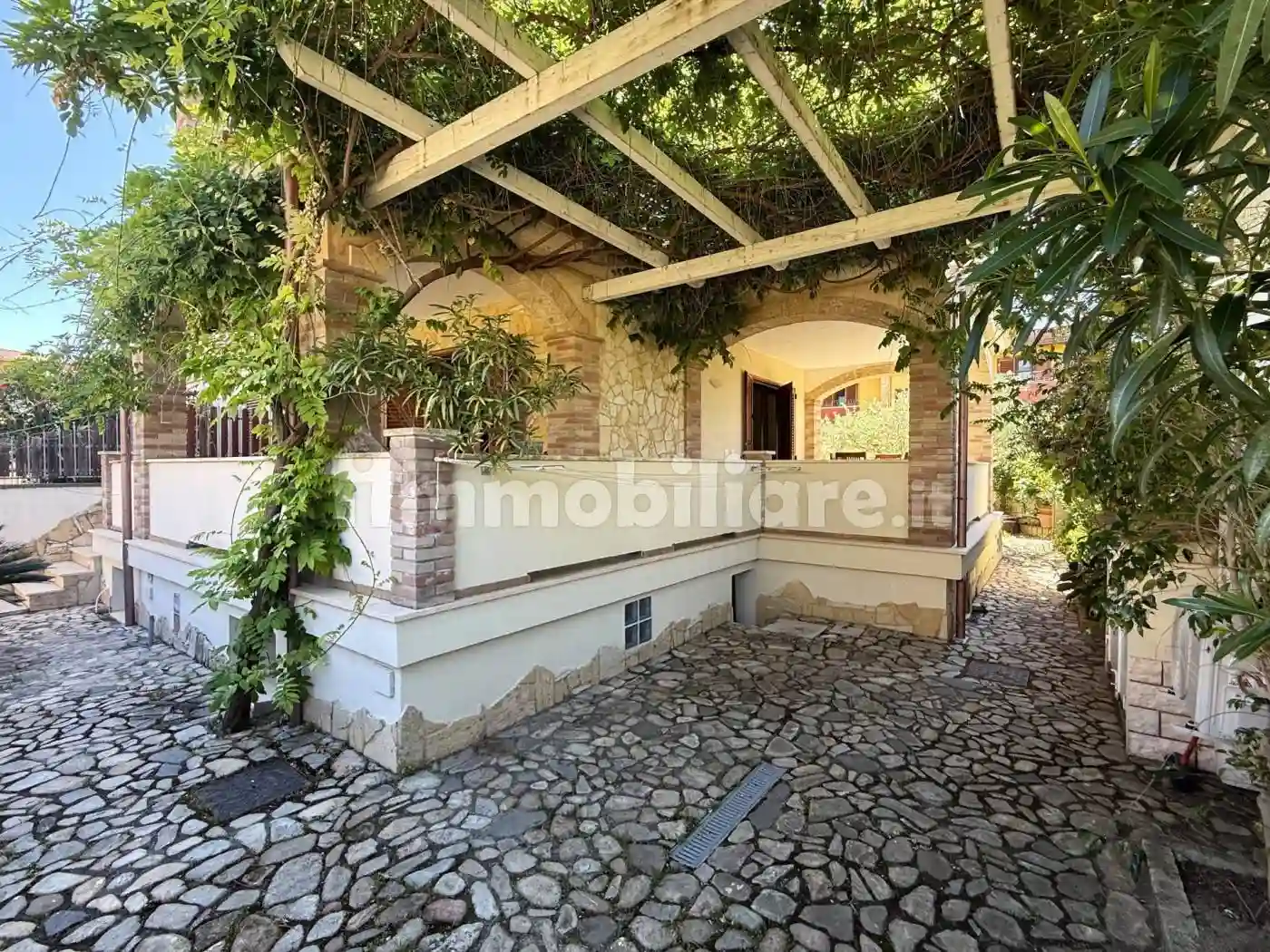 Villa - foto 5