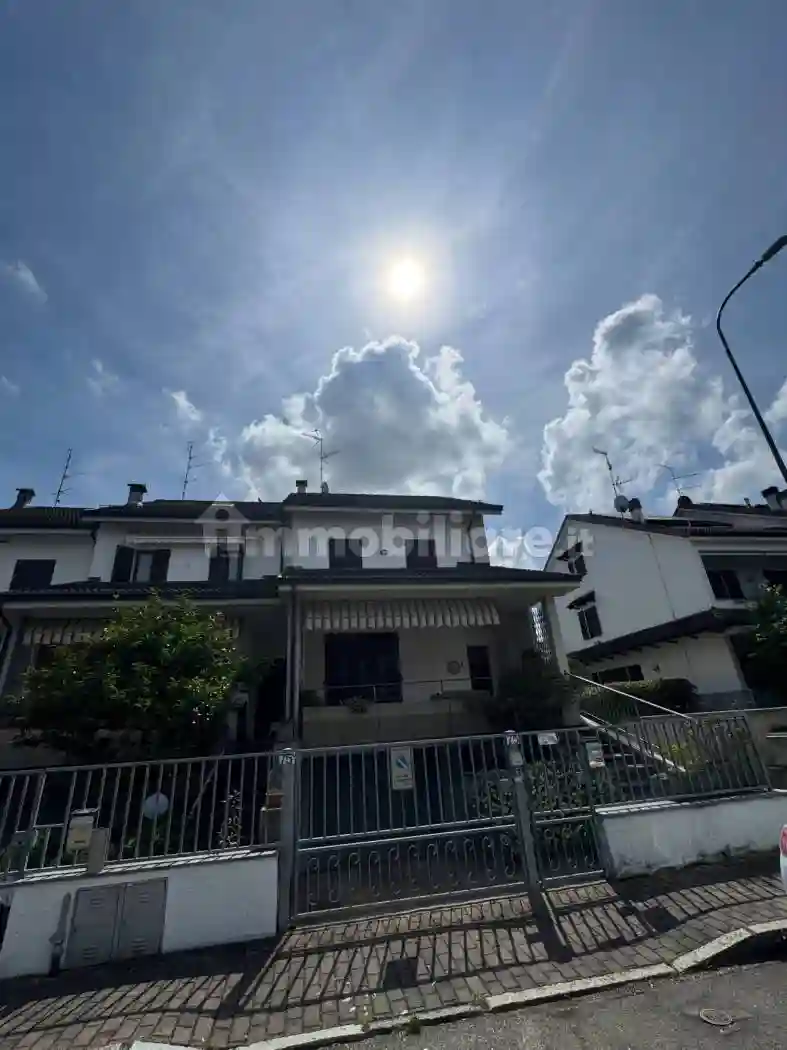 Villetta a schiera - foto 2
