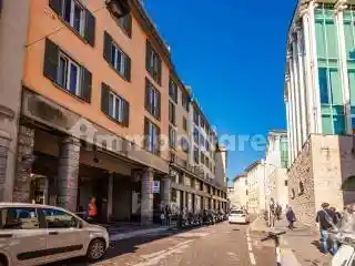 Appartamento in vendita a Bergamo