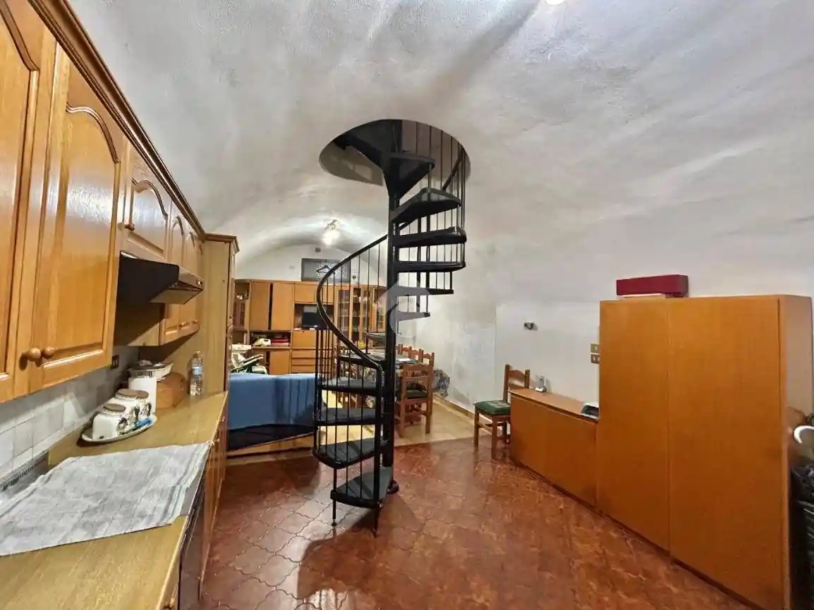 Appartamento in vendita a Solto Collina