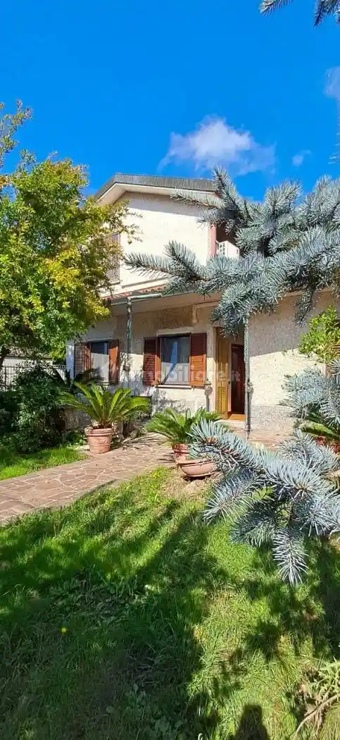 Villa in vendita a Origgio