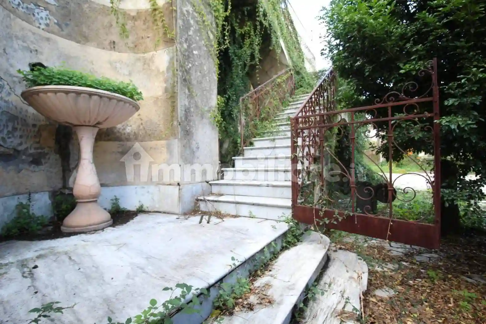 Palazzo - Edificio - foto 2