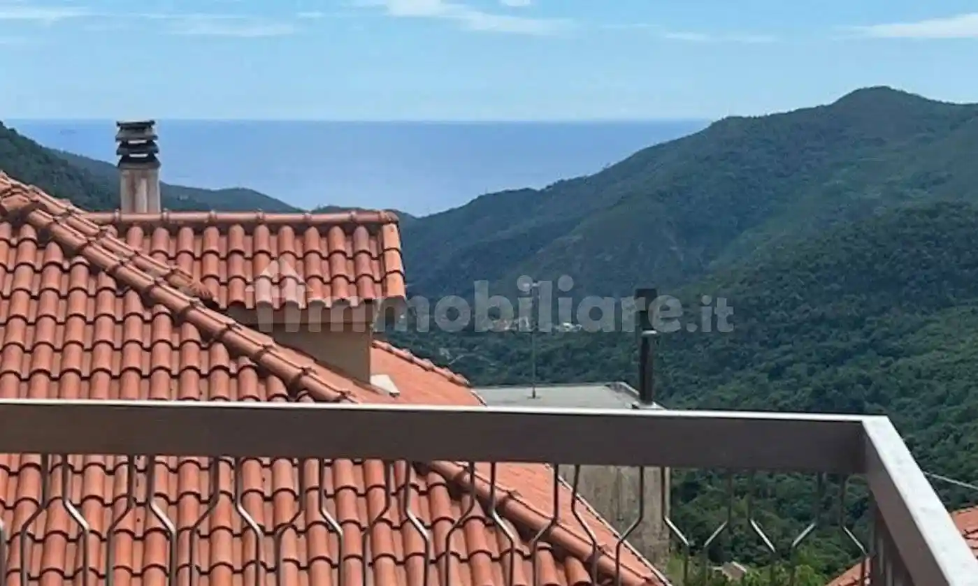Appartamento in vendita a Varazze