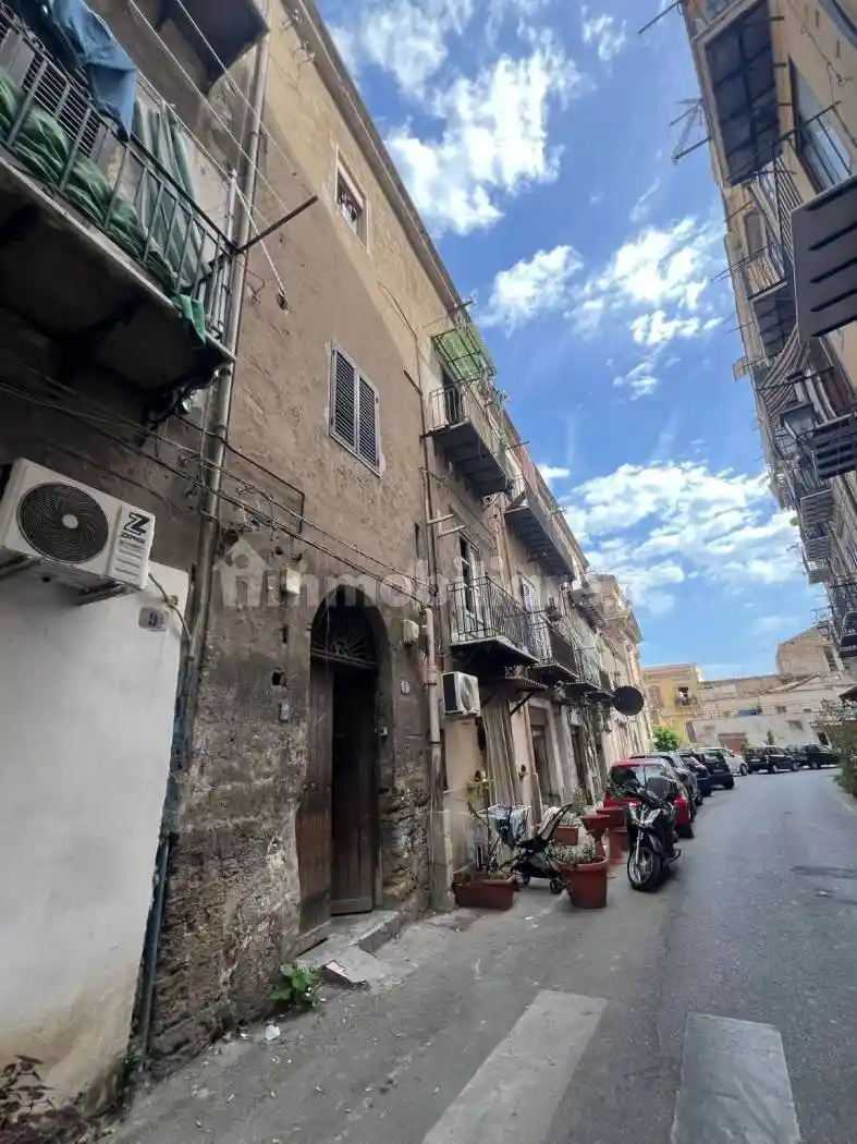 Appartamento in vendita a Palermo