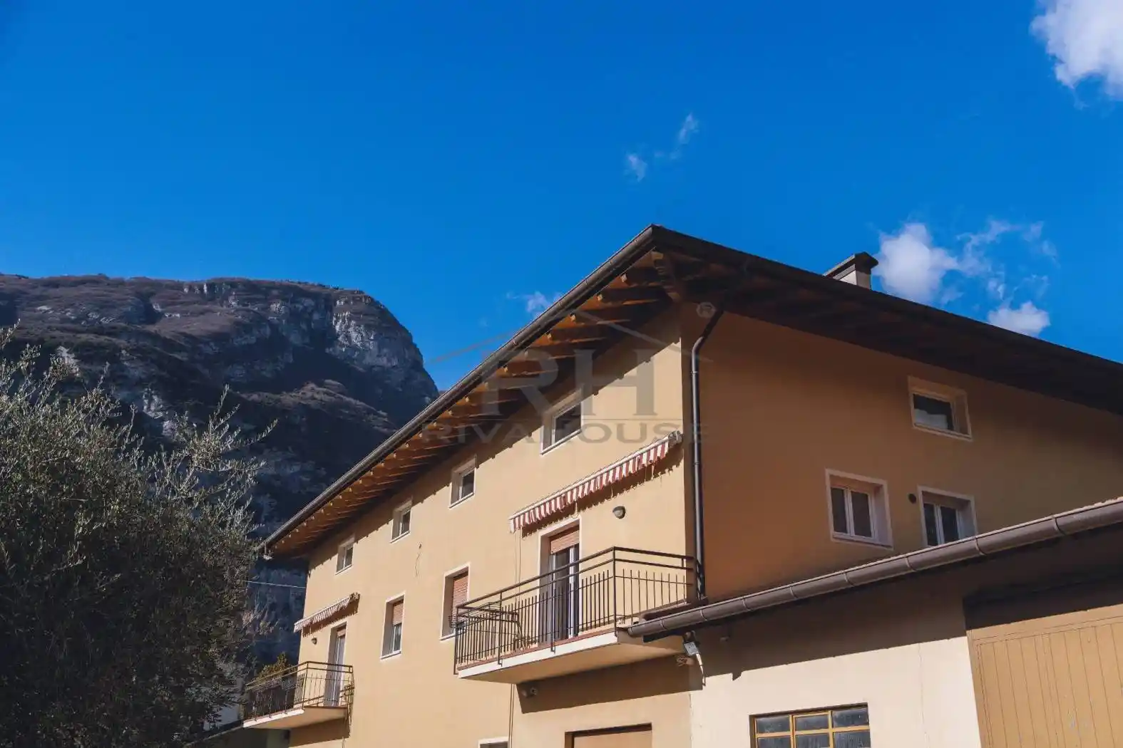 Rustico - Casale in vendita a Arco