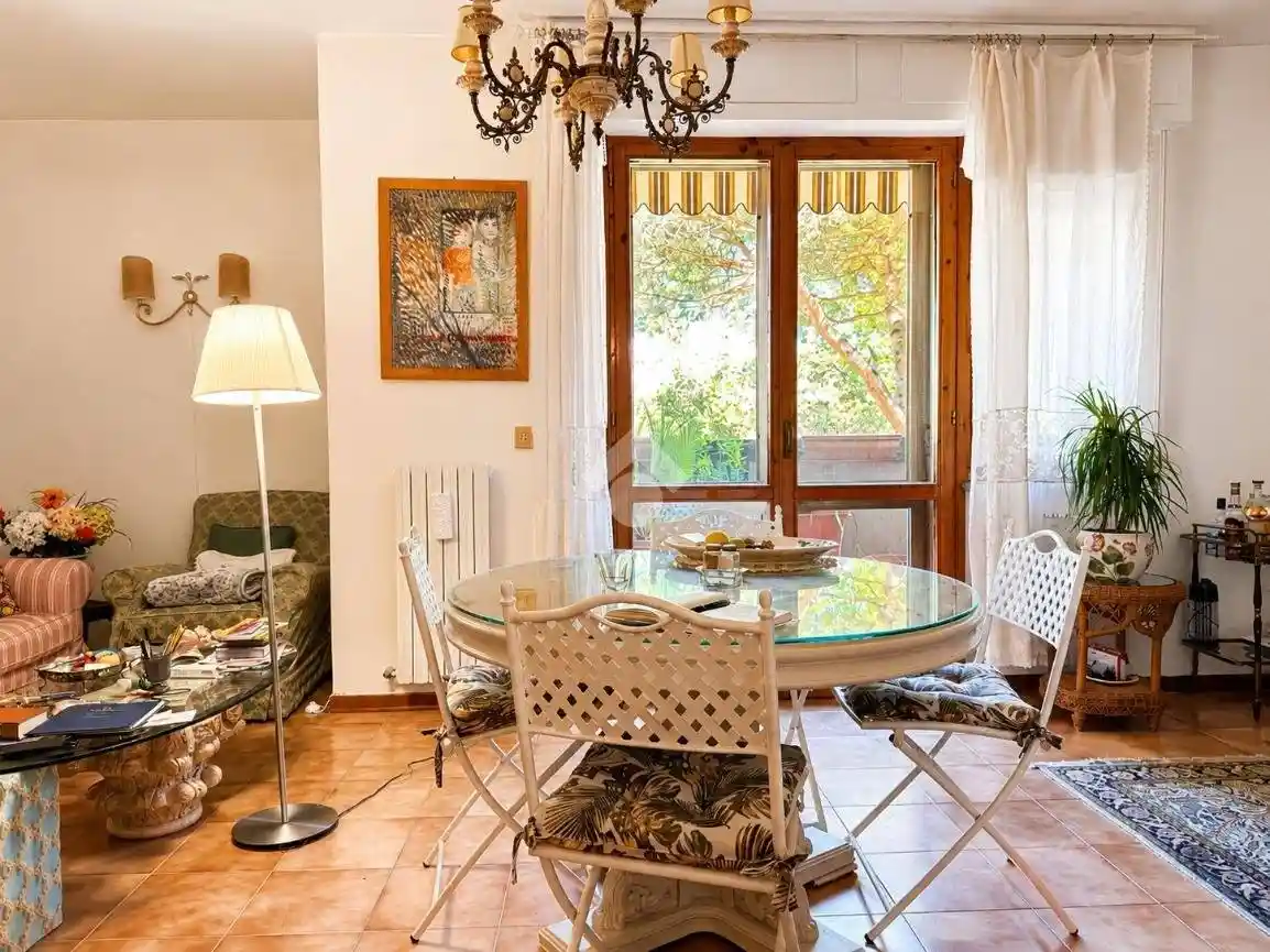 Appartamento in vendita a Livorno