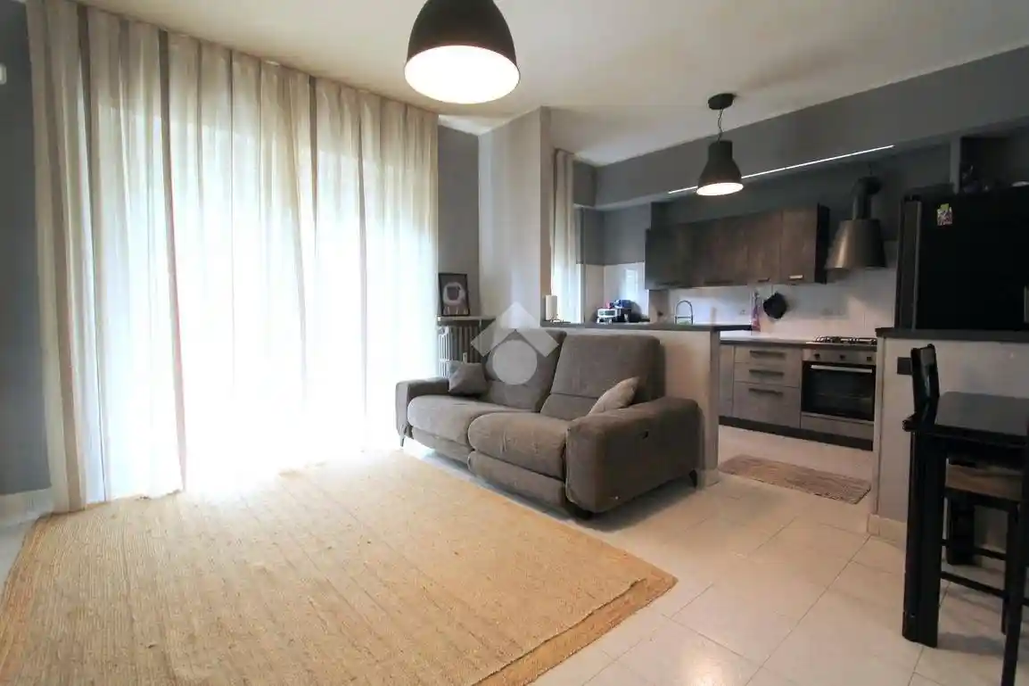 Appartamento in vendita a Bareggio