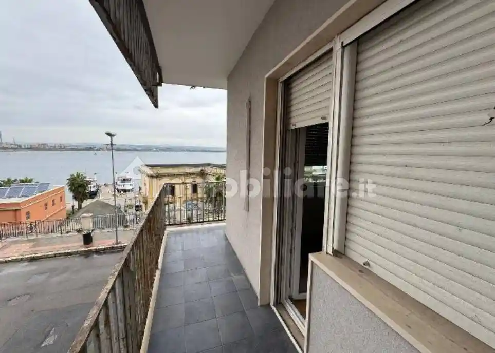 Appartamento in vendita a Taranto