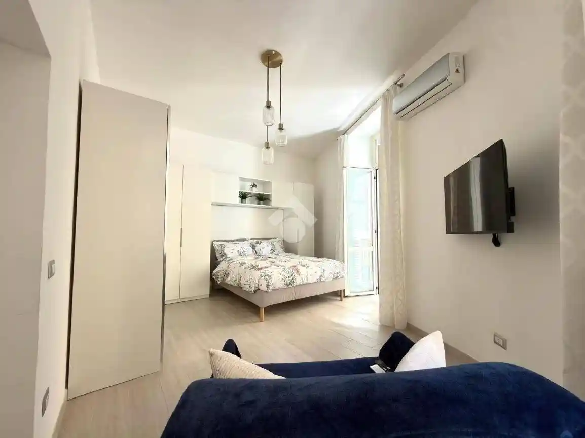 Appartamento in vendita a Napoli
