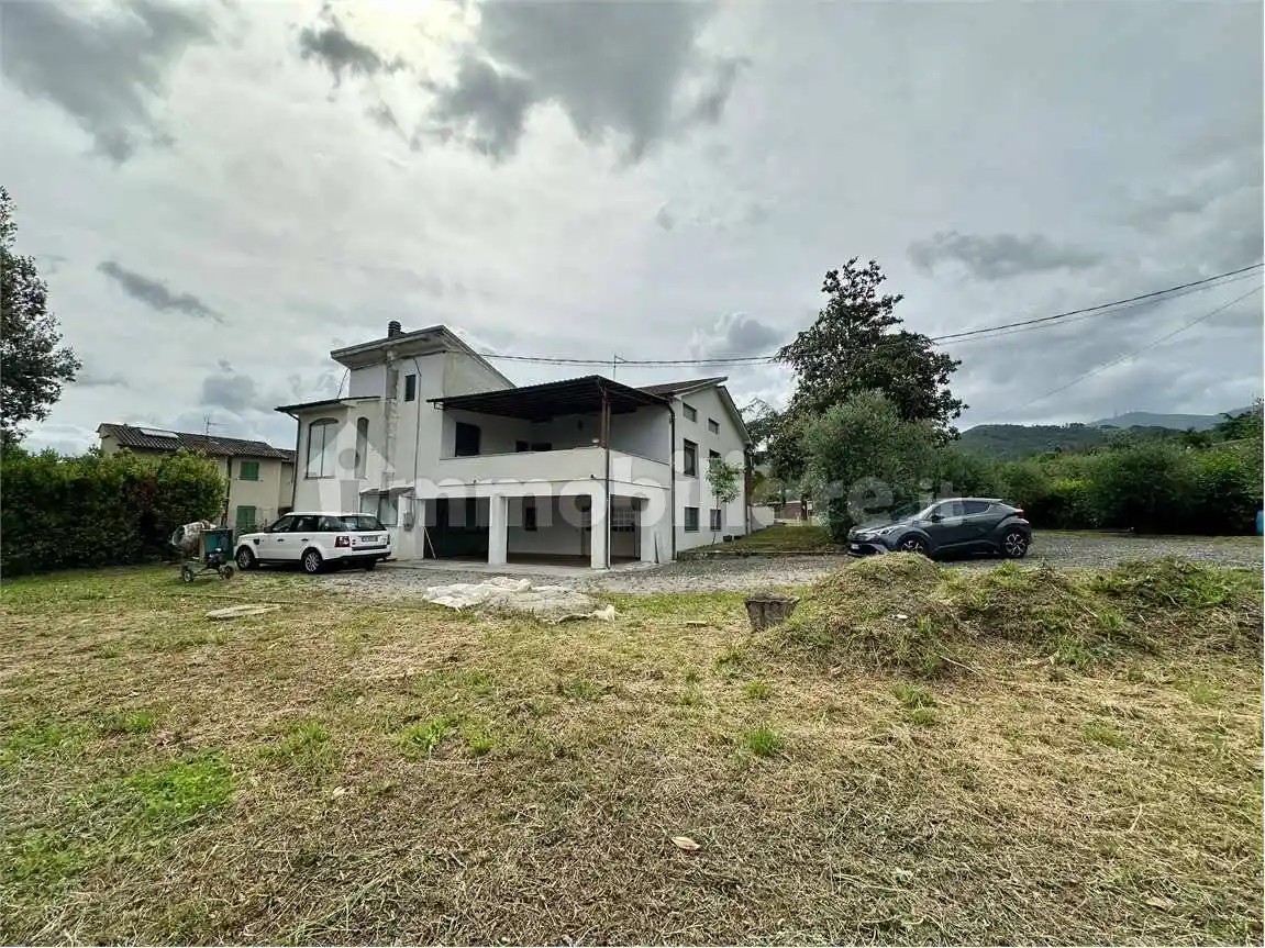 Villa in vendita a Capannori